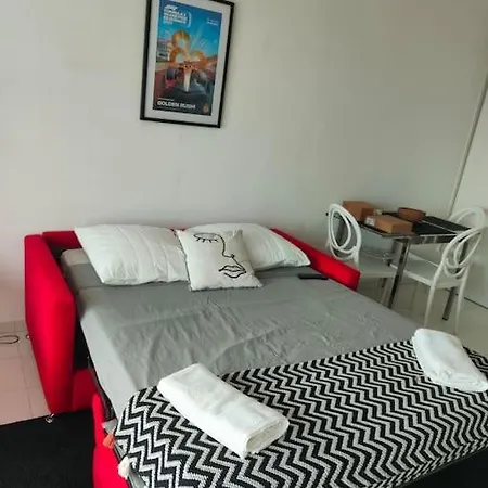 Appartement 2p Piscine+parking Vue Monte-carlo Monaco *